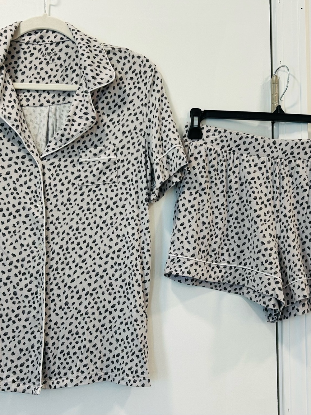 Alfani Intimates Light Gray and Black Leopard Short Sleeve Pajama Set